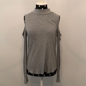 Brand new Trouve cold shoulder top